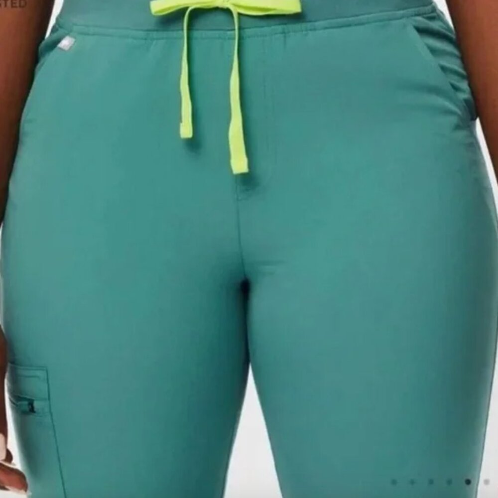 FIGS Cactus Zamora High Waisted - Petite Jogger Scrub Pants - Picture 6 of 7